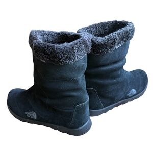 North Face Heat Seeker Hydro Seal Women’s 8 Black Suede 100 Gram Insulation